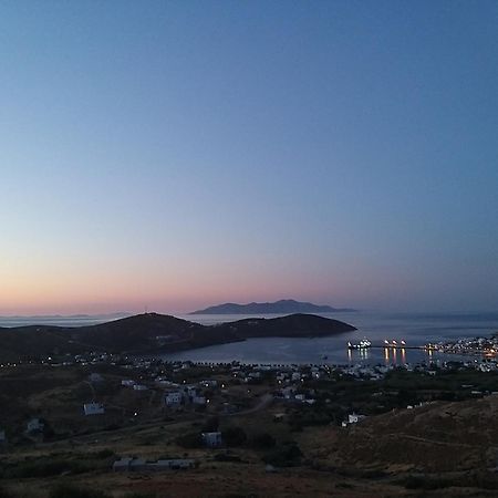 Tirquaz View Hotel Serifos Town Екстериор снимка
