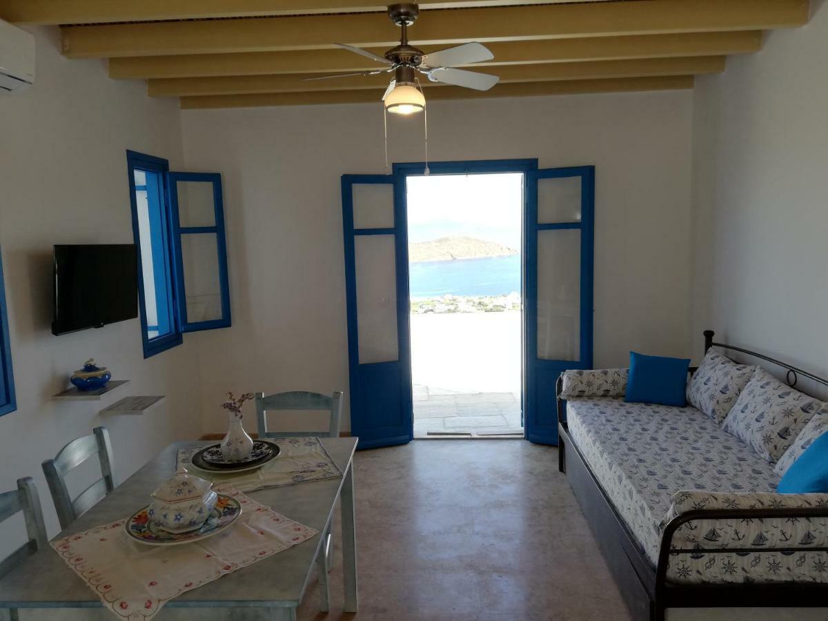 Tirquaz View Hotel Serifos Town Екстериор снимка