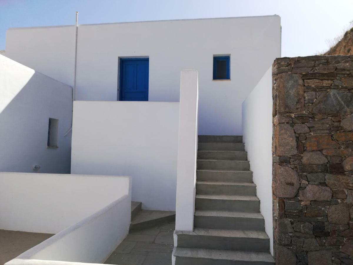 Tirquaz View Hotel Serifos Town Екстериор снимка